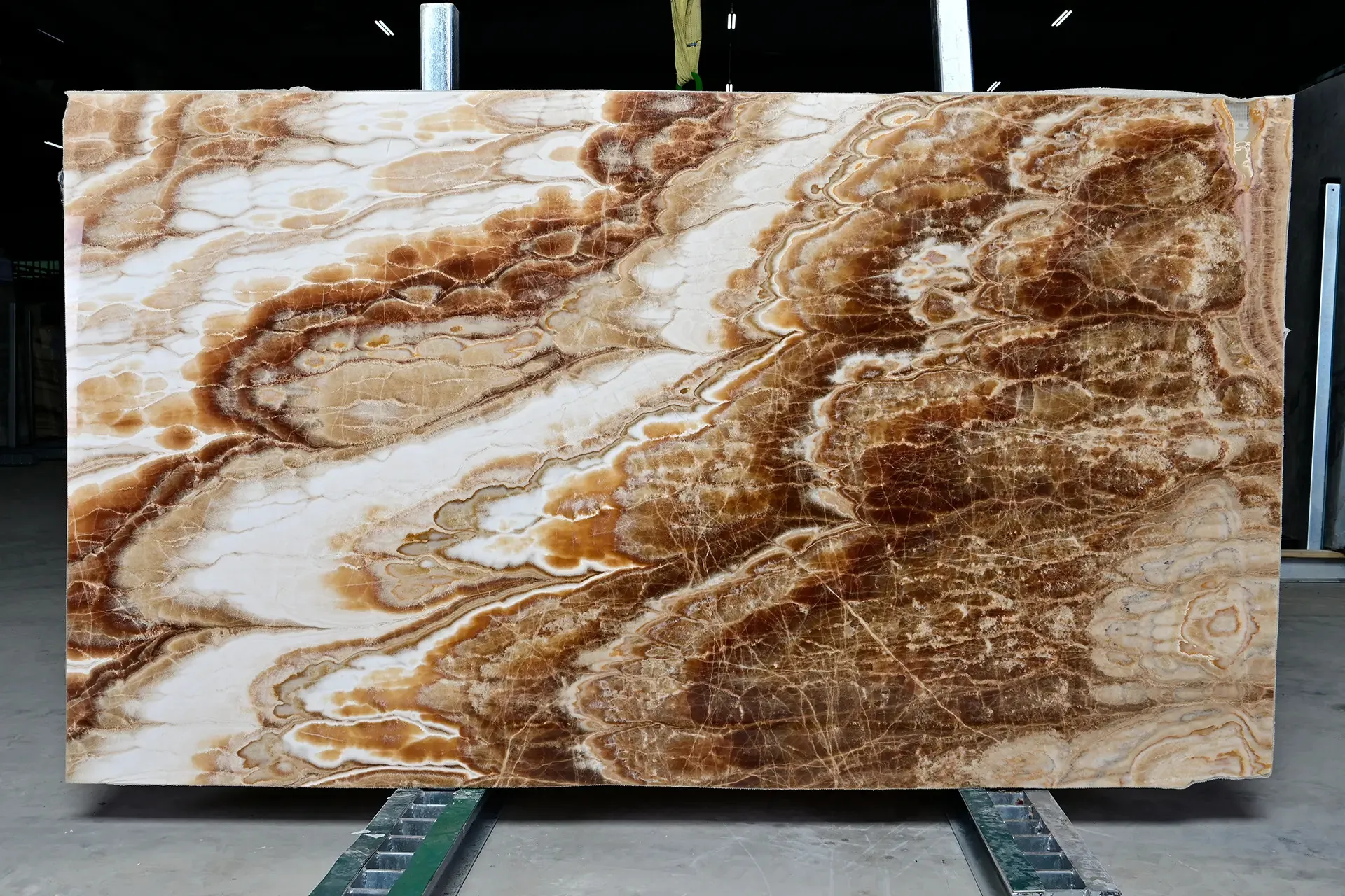 HONEY ONYX