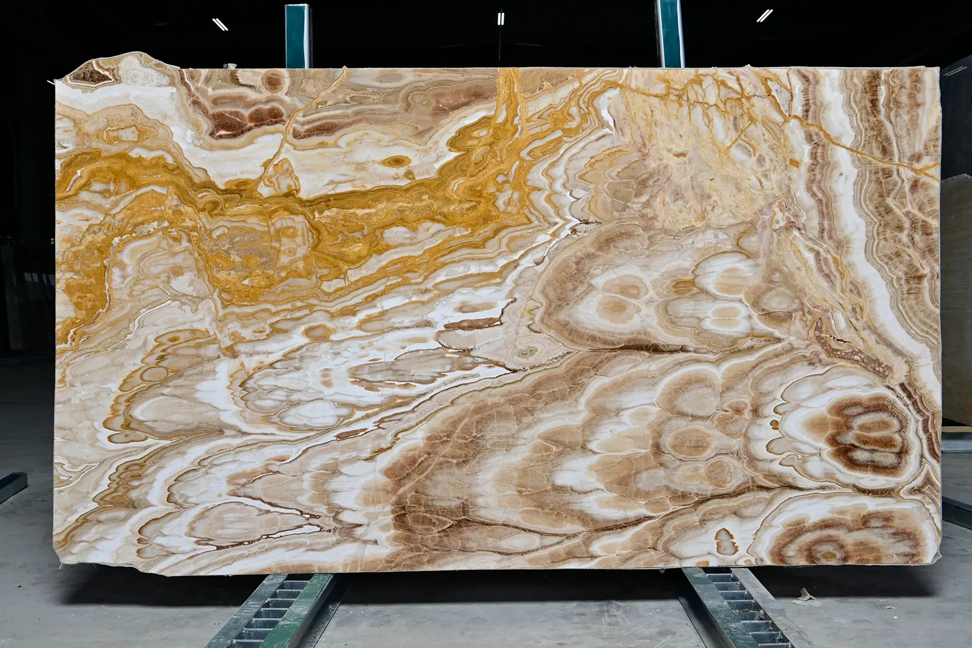 HONEY ONYX